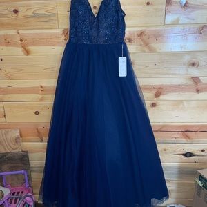 Size 16 prom dress brand new never worn other than to try on